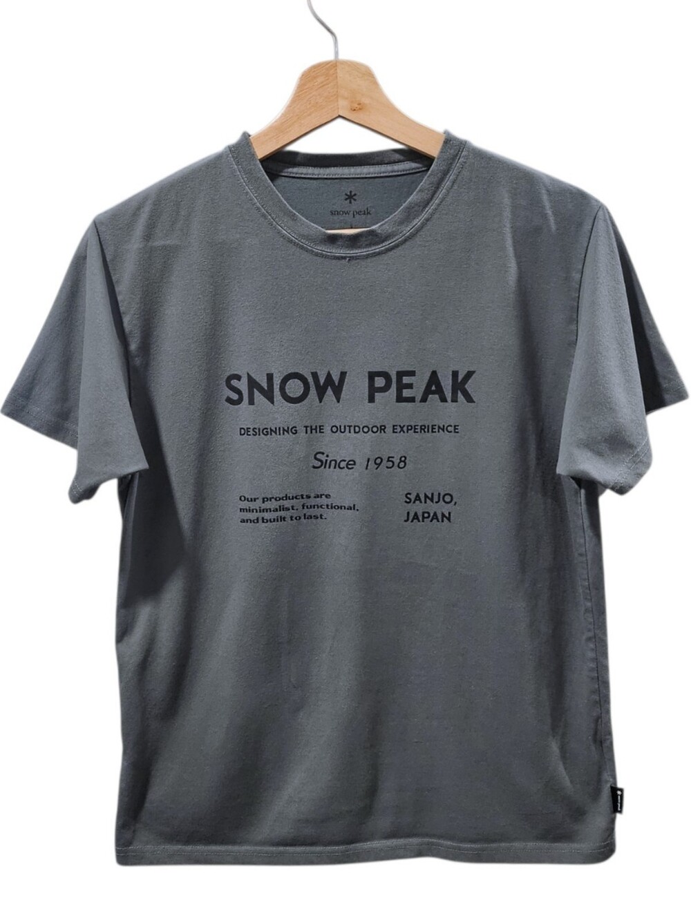 Snow Peak HOME CAMP Typography Graphic Tee Foliage Gray Size Small